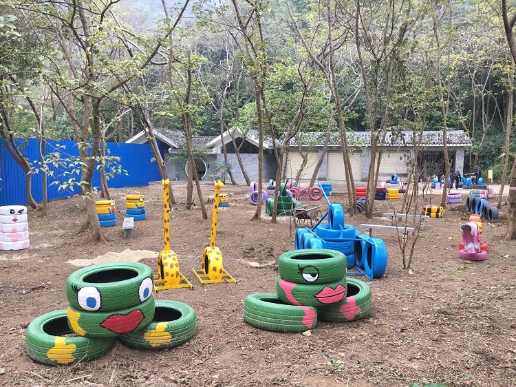 那就是位于广东羚羊山森林公园下龙门处的轮胎乐园,这是肇庆